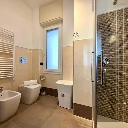 200m Al Mare, Bilocale Con Posto Auto Privato In Zona Porto *
